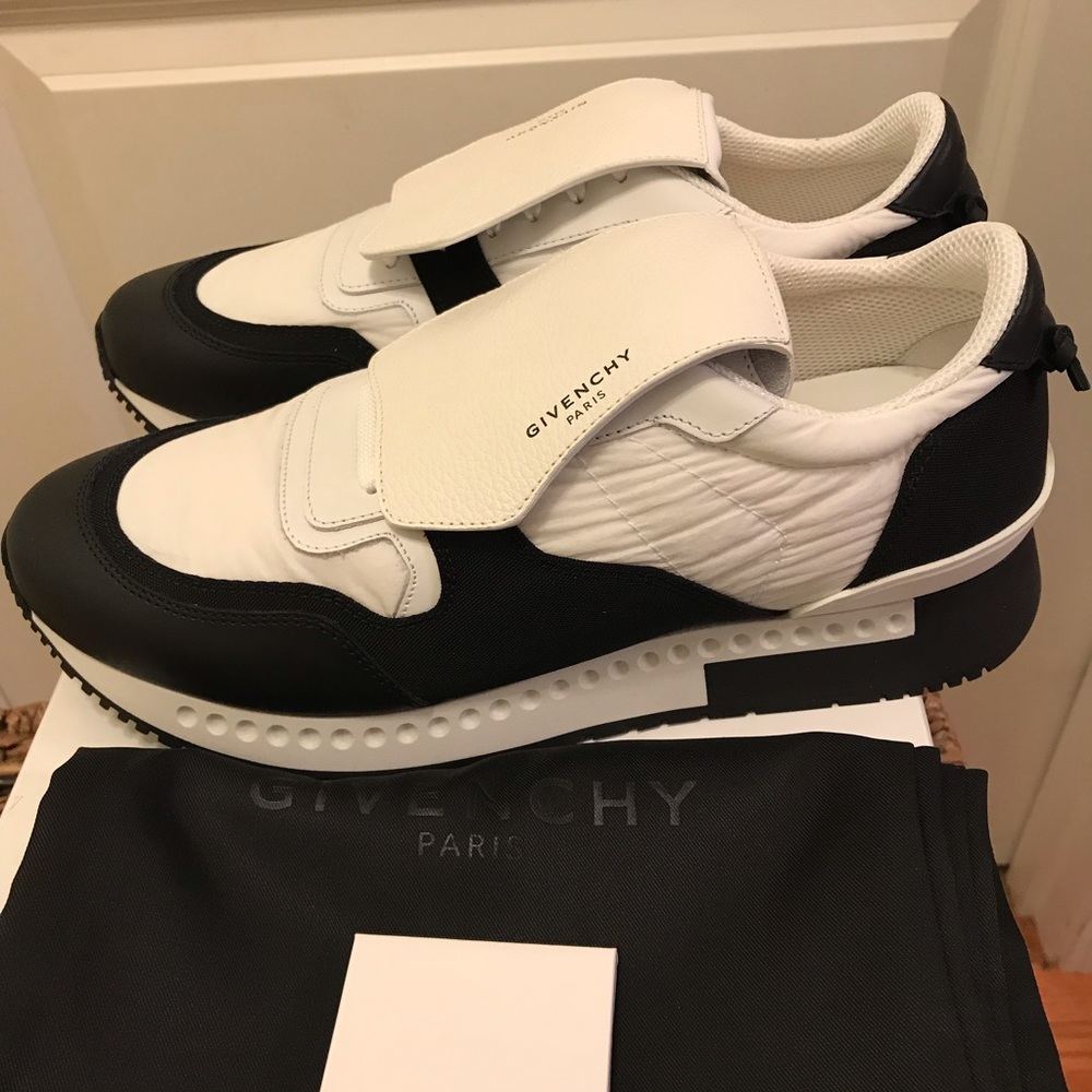 SOLD! NEW Givenchy Active Race Runner Sneakers - Picture 1 of 8